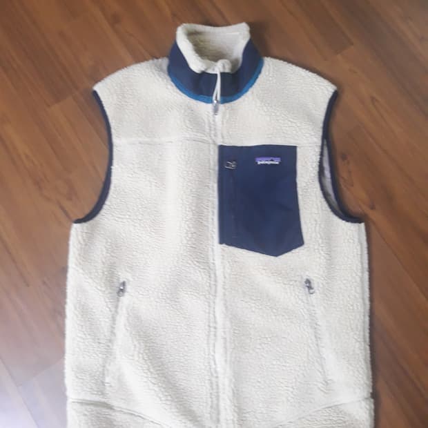 파타고니아 레트로 베스트 M