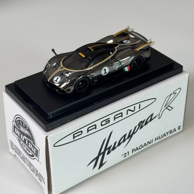 핫휠 RLC 21 파가니 와이라 R