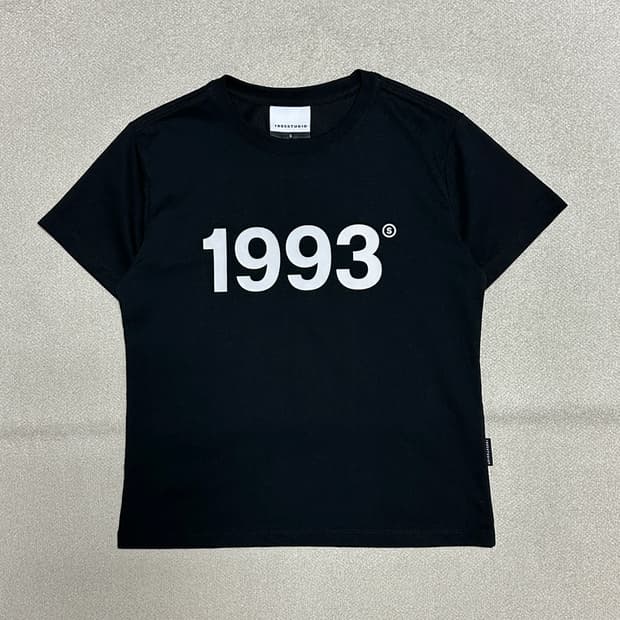 1993스튜디오 1993 빅로고 우먼 레귤러핏 티셔츠
