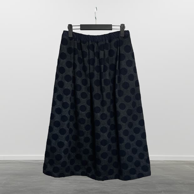 NATURAL LAUNDRY 도트 롱 스커트
