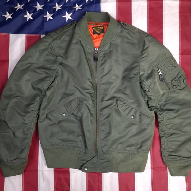 특A 오리지날 아비렉스 L-2B 미공군 항공점퍼