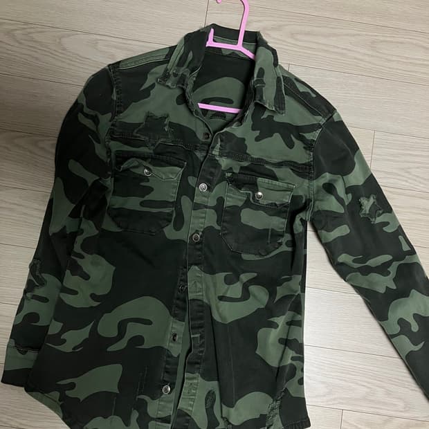 빈티지샵에서 구입한 여성용 밀리터리