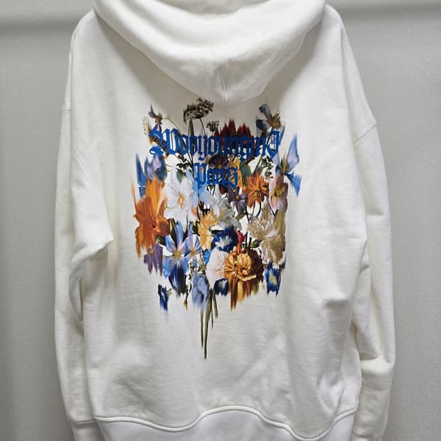 우영미 멀티 플라워 후드 티셔츠 50사이즈 105 판매