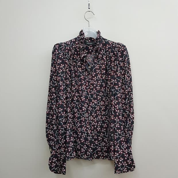이자벨마랑 플라워 러플 실크 블라우스 34사이즈