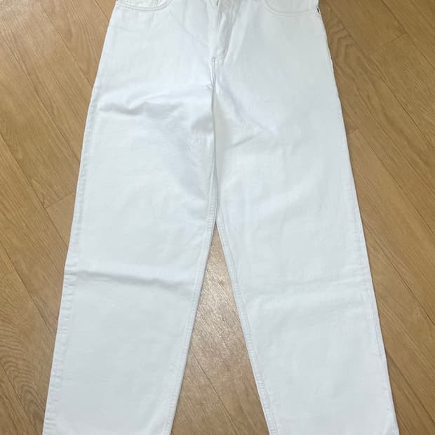 cos(코스) 와이드레그진 화이트(31)