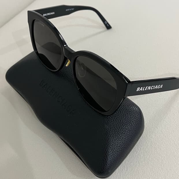 발렌시아가 선글라스 