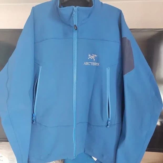 아크테릭스 입실론 ar