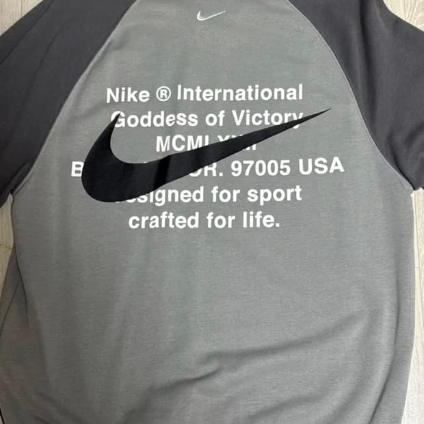Nike swoosh sweatshirt 