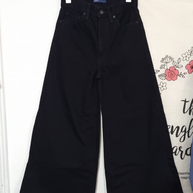 LEVI'S 뉴 풀 플레어 블랙 데님 팬츠 24