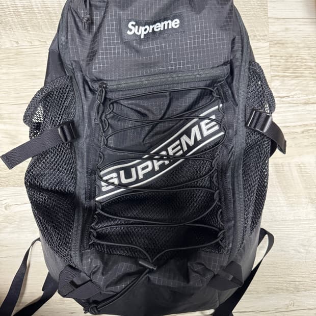 [OS] 23FW 슈프림 백팩 블랙