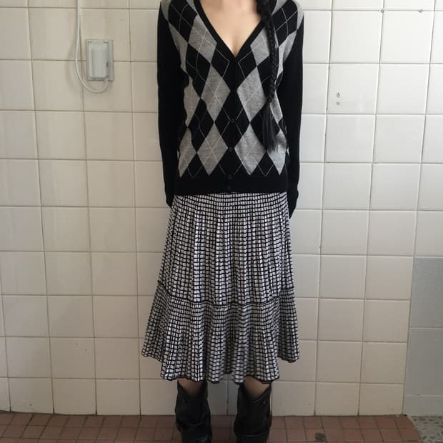 Argyle pattern knit cardigan