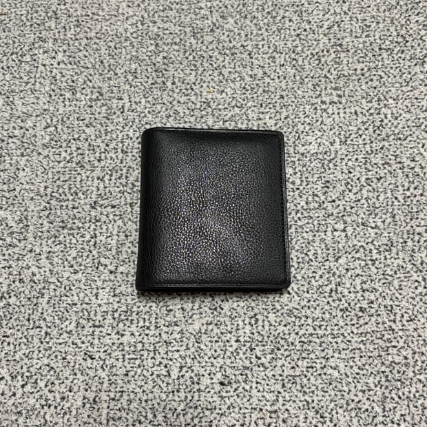 꼼데가르송 옴므 플러스 레더지갑