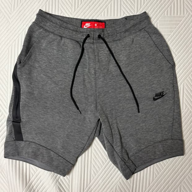 나이키 테크팩 반바지(M,L)