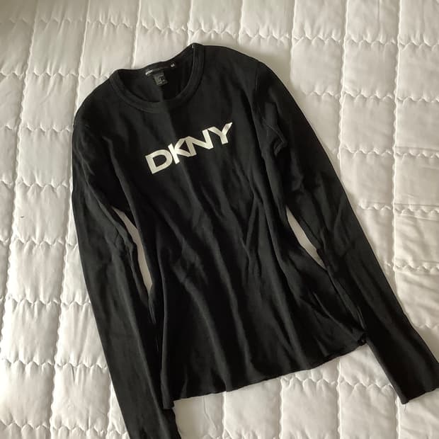 dkny 도나카란뉴욕 롱슬리브 긴팔티