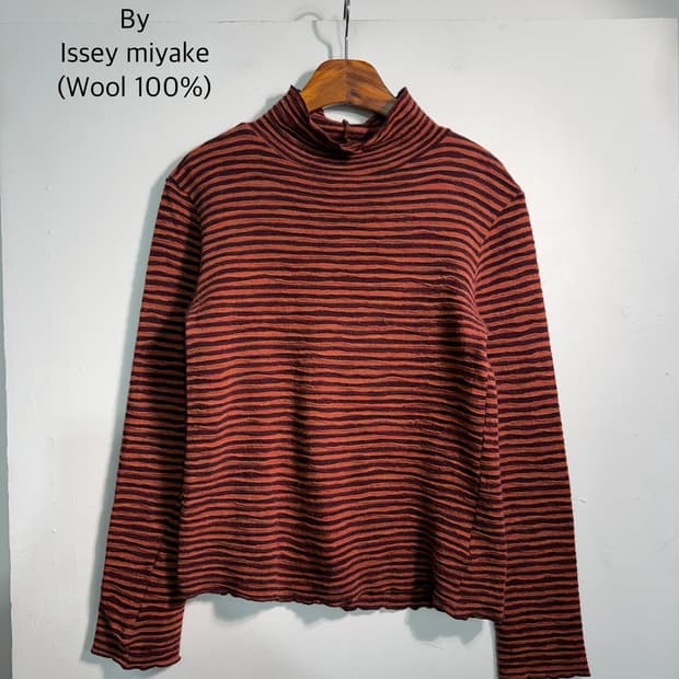 Plantation 이세이미야케 울 100% 모크넥 니트