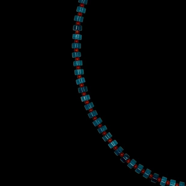 Blue heat necklace 