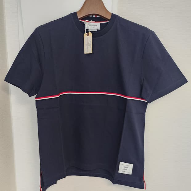 새상품) 톰브라운 삼선 반팔 3사이즈