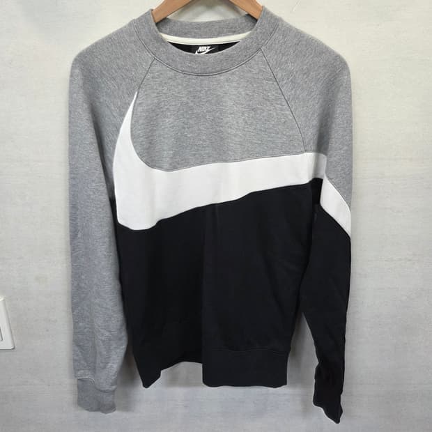 나이키 해외판 빅스우시 맨투맨 s