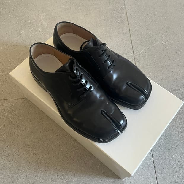 마르지엘라 유광 타비 로퍼 35size