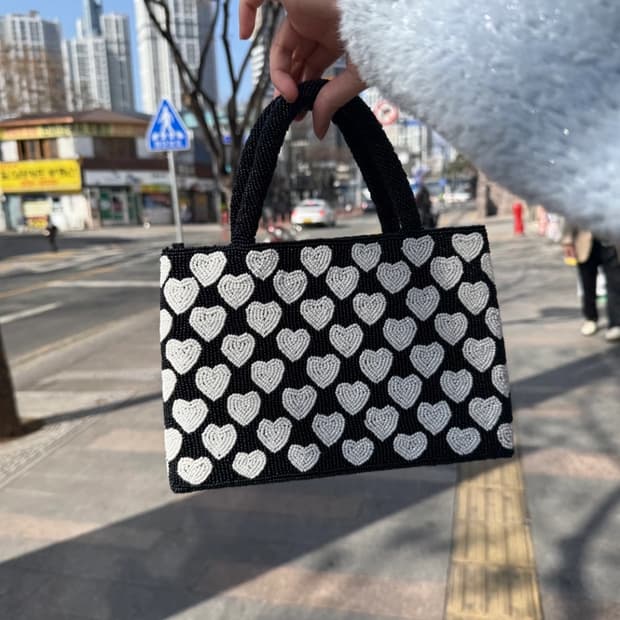 하트비즈 손가방