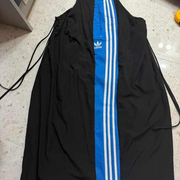 아디다스 삼선 민소매 원피스 업사이클링 허리조절가능