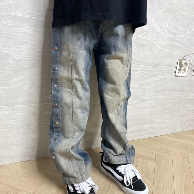 데님 워싱 버튼 디테일 팬츠(29-31 추천)