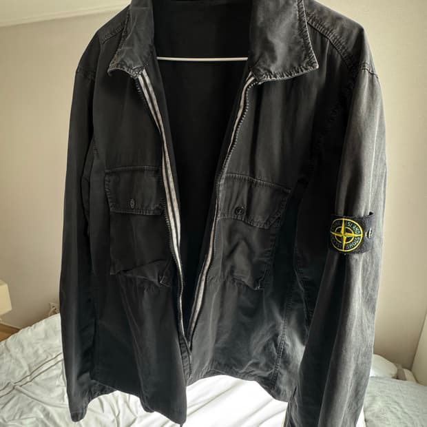 스톤아일랜드 올드이펙트 오버셔츠