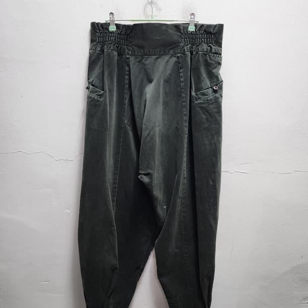 배정남st 청녹색 항아리 바지