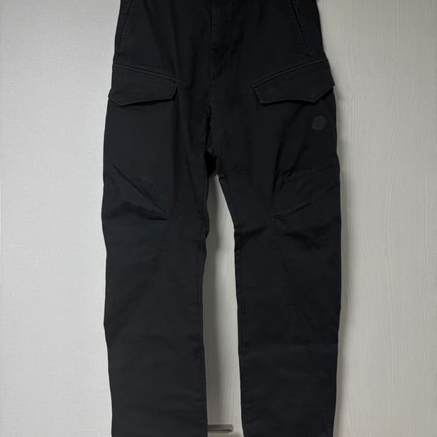 몽클레어 개버딘 테크팬츠