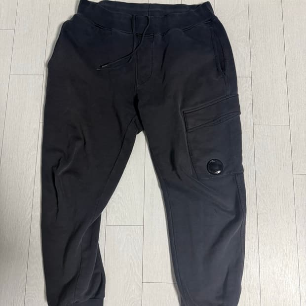 CP컴퍼니 카고팬츠