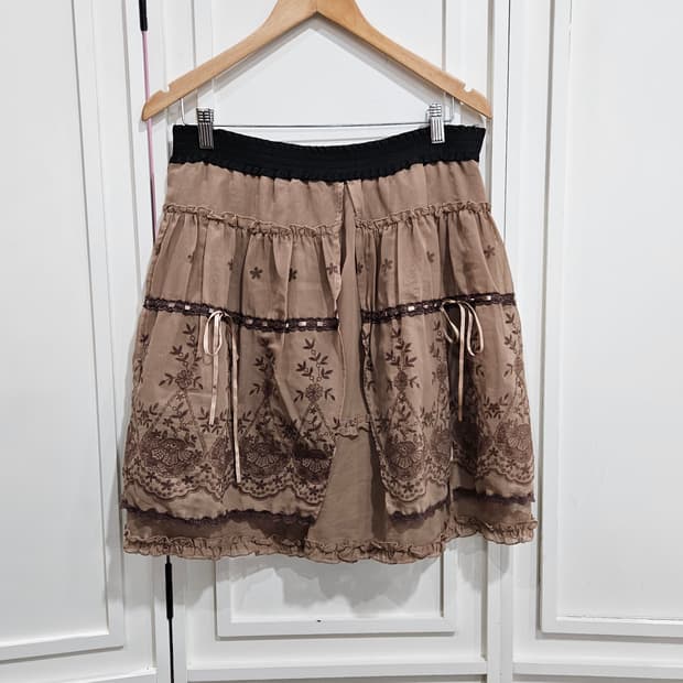 엑시즈팜(Axes Femme) 초코밀크 레이스스커트