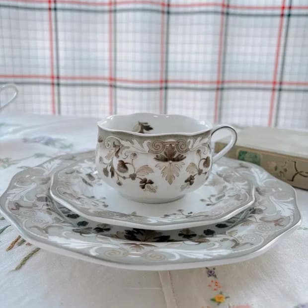 독일 빌레로이앤보흐 갈로 아라베스크 찻잔 트리오