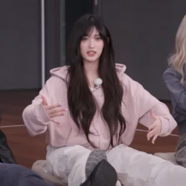 모일리 장원영 후드집업 진주 후드집업 핑크