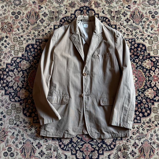 CP 컴퍼니 자켓 100