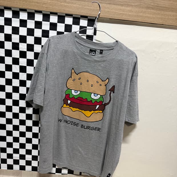 [L] 일본 GU 햄버거 반팔티
