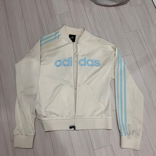 아디다스 크림 연하늘 져지