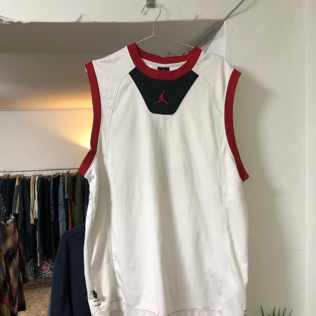 Jordan 로고 나시티 화이트