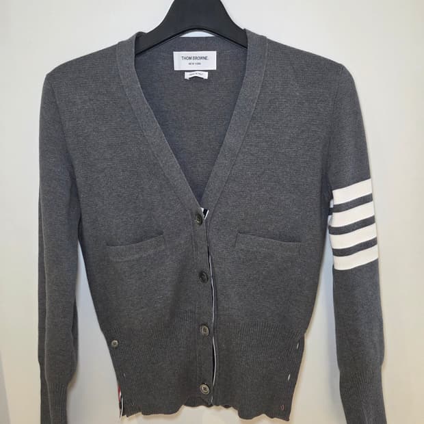[새상품급] 톰브라운 밀라노스티치 여성 가디건 Gray 40Size