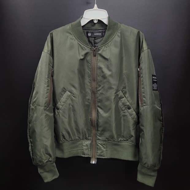 UNDERCOVER X GU MA-1 항공점퍼 