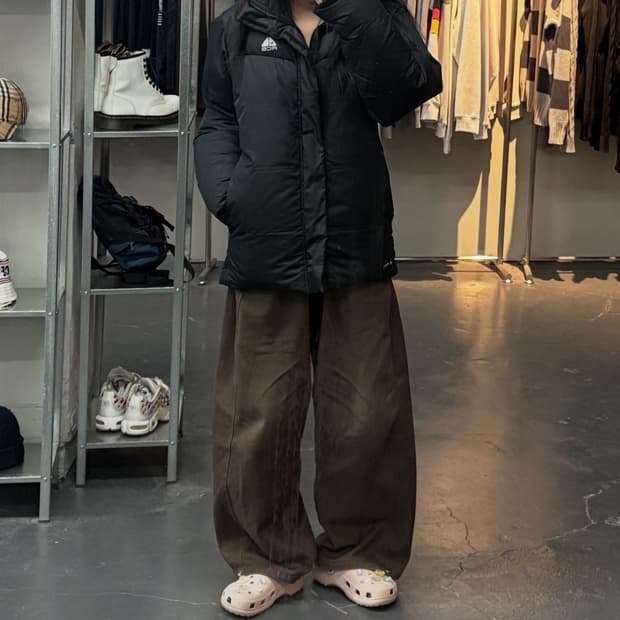 나이키 ACG 다운 블랙 푸퍼 자켓 A2355