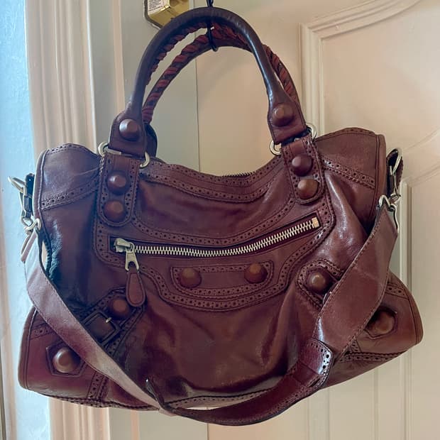 발렌시아가 Balenciaga자이언트 브로그 시티백 (버건디)