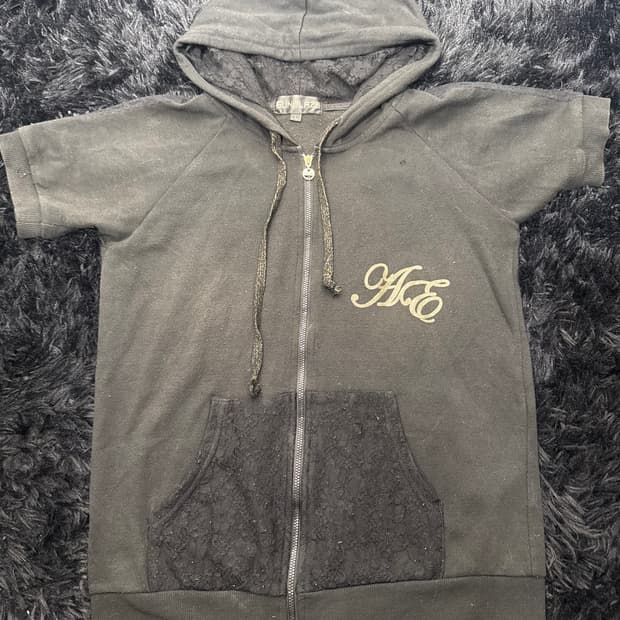 “SUNBLAZE” Lace point hood zipup