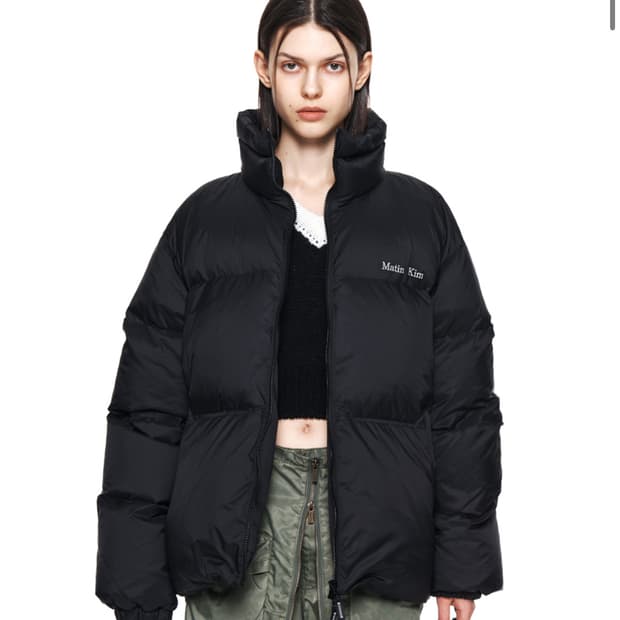 마땡킴 하이넥 클래식 푸퍼 다운 점퍼 블랙