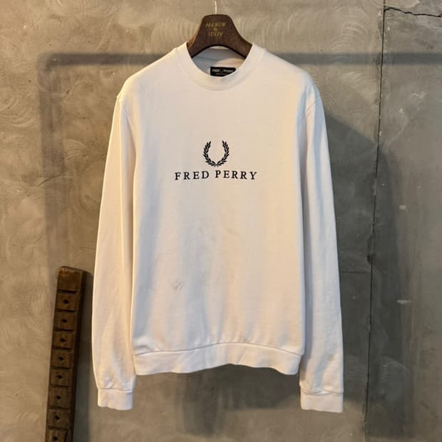 프레드페리 맨투맨 100