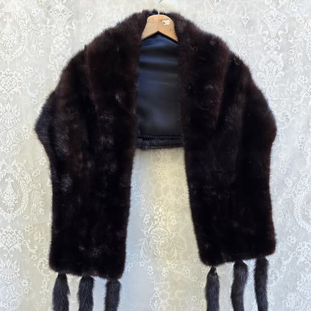 풀스킨 밍크 케이프숄