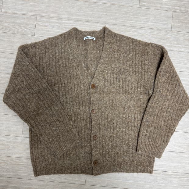 인사일런스 가디건 브라운 M