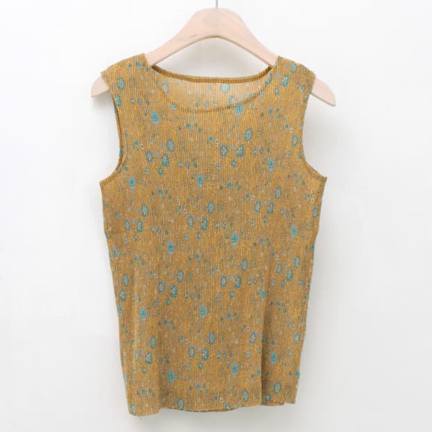 일본 빈티지 플리츠 플라워 슬리브리스 나시 라운드넥 민소매 탑