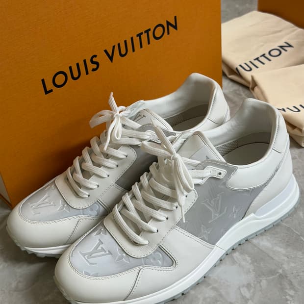 (1회 착용, 새상품급) 루이비통 런 어웨이 화이트 스니커즈 8사이즈