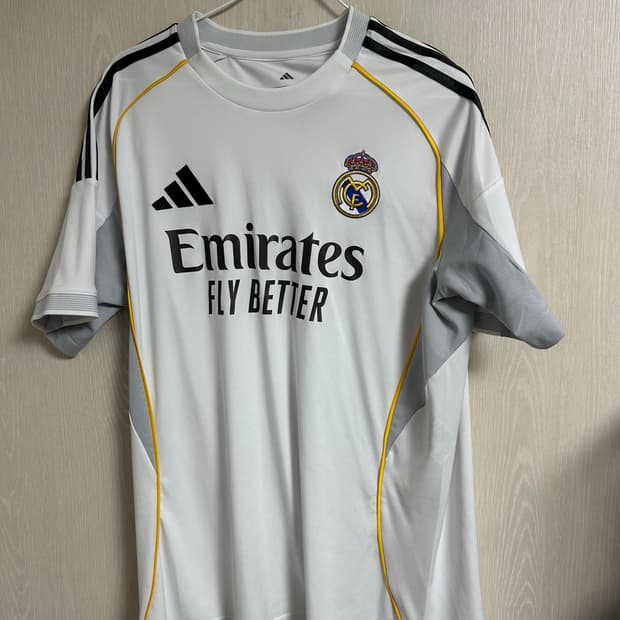 아디다스 레알마드리드 유니폼 XL팜