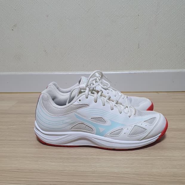 미즈노 사이클론스피드3 인도어화 265